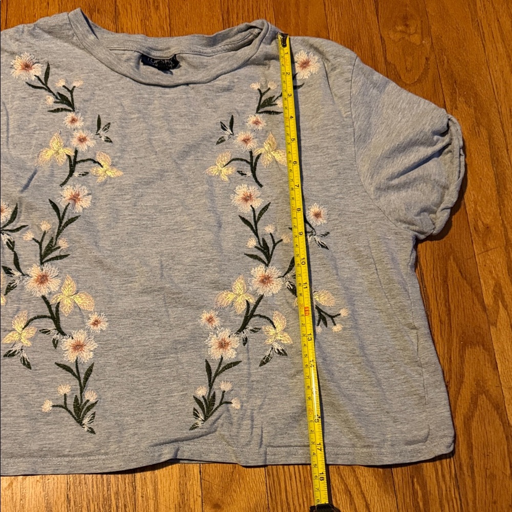 Top Shop Floral Embroidered Gray Women's Crop Top Size 10 - Picture 2 of 6